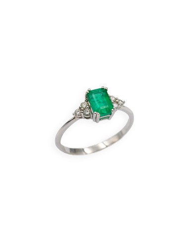 White gold ring with diamonds and emerald (Rf. ORSOR00194)